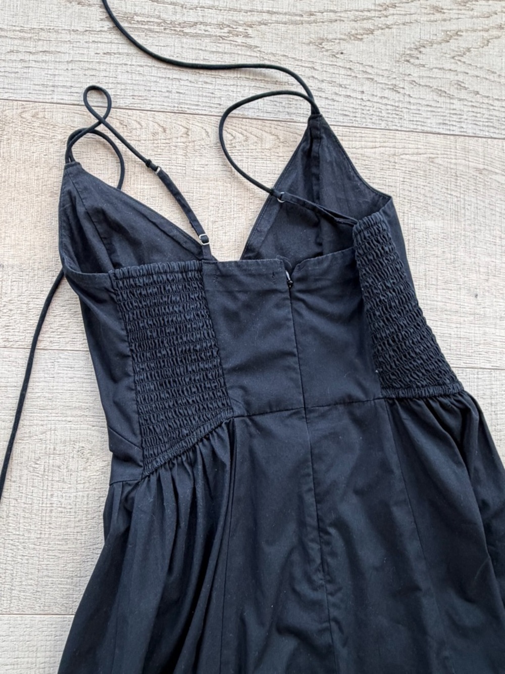 Abercrombie & Fitch Black V-Neck Spaghetti-Strap Dress - Picture 4 of 9